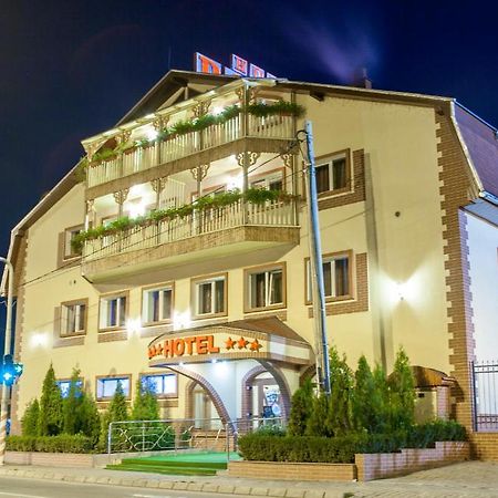 Hotel Darina Târgu-Mureş Εξωτερικό φωτογραφία